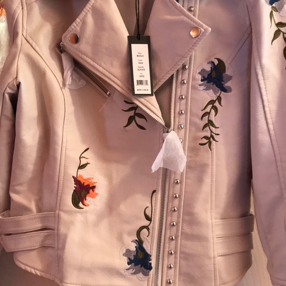 Artificial Leather Embroidered Moro Jacket - Picture 2 of 12